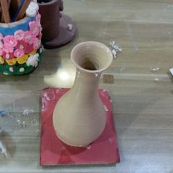 -泥娃娃DIY陶吧(易生活购物公园店)