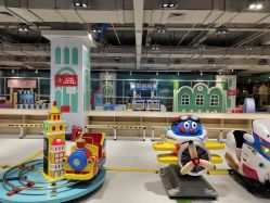 -利奥梦幻主题乐园(爱琴海购物公园店)