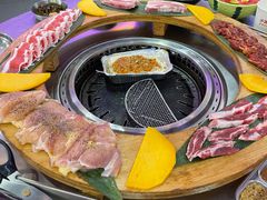 烤肉呼啦圈-玄希浪漫厨房·韩料烤肉(湖滨银泰in77店)
