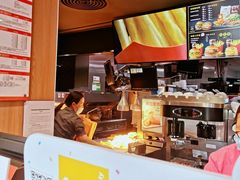 -麦当劳(杨林得来速店)