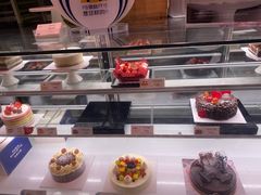 -巴黎贝甜(大宁国际商业广场店)