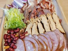 -关东小磨东北菜(上海长风大悦城店)
