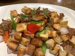 馕丁炒肉-清真·玛丽亚新疆菜主题餐厅(浙江中路店)