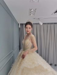 点击看大图 -GRACE KELLY婚纱与礼服(北京店)