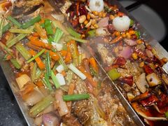 -鸣记脆皮烤鱼·海鲜烤鱼(亿合城店)