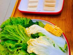 -毛辣果·贵州红酸汤牛肉火锅(西单店)