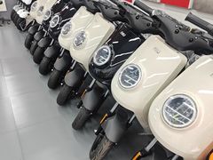 -小牛电动(上海浦东新区张杨路店)