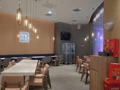 大堂-奈雪的茶(青岛卓悦里INTOWN店)