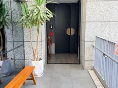 -铜锣湾·有麝自然香(渝北财富中心店)