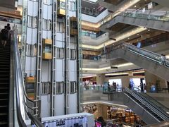 -燕莎友谊商城(金源店)
