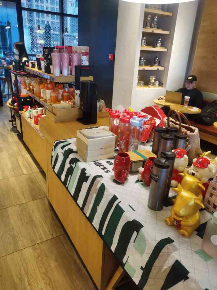 星巴克(太原北美n1店)-"与每一家星爸爸的相遇都是一种缘分,而每一.