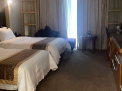 -岳阳阿波罗御庭酒店