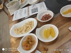 -洪忠涮烤王(嵩山路店)