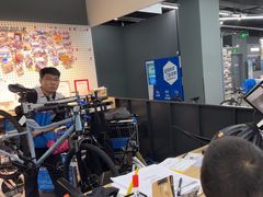 -迪卡侬(徐泾店)