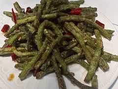 -嗨辣小聚·盘锦河蟹·海鲜烧烤龙虾(盘锦十年好店)