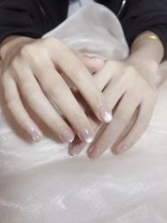 -桃色美甲沙龙
