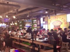 大堂-钢管厂歆瑞源油卤串串香(春熙路太古里店)