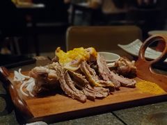 烤羊腿-丝路金桃·新疆菜(徐汇店)