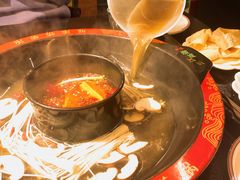 -三江两海老火锅(北京首店)
