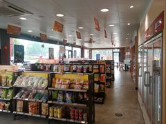 -壳牌华苑加油站