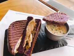 -Cha Café and Bistro