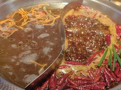 -廖掌柜·重庆鲜货火锅(上海首店)