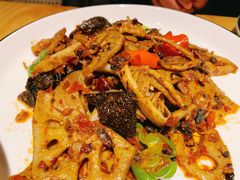 -十三式重庆江湖菜(金茂览秀城店)