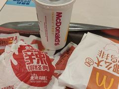 -麦当劳(轻轨曹杨路店)