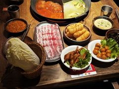-巴卤社老火锅(财富店)