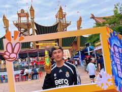 -七彩云南欢乐世界