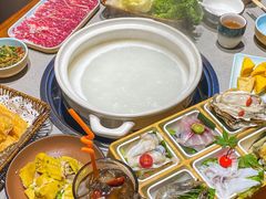 -四点金粥底火锅(沂州里店)
