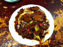 -金卯白肉罩火烧