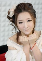 IMG_8930_调整大小-FIONA MAKE UP恋妆造型