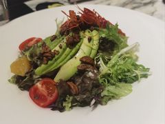 鳄梨大虾沙拉-at cafe 意大利餐厅(集美店)