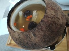 原只椰子炖老鸽-尚一汤·粤菜海鲜(环球港店)