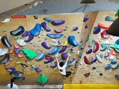 -问山MountQuest攀岩馆