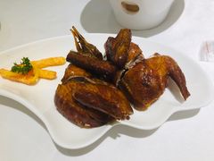 红烧脆皮乳鸽-凯逸轩·匠心粤菜(中城名仕汇店)
