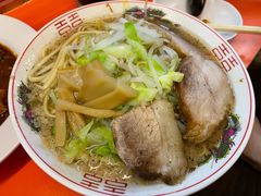 二郎系拉面-拉面莊夢語＆中华料理八椿