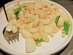 湖中三白-吴越荣记苏州菜·松鼠桂鱼 100% 活鱼现做(月光码头店)