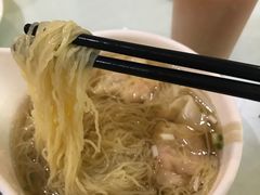 金牌港式鲜虾云吞面-大咀港式茶餐厅(海岸城店)