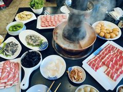 -楼外楼大刀肉传统火锅(西安大路店)