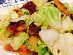 炒馕-乡村馕坑肉·烧烤·新疆菜·本地人更爱吃(阿勒泰首店)