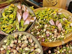 -阿山卓·野生菌火锅·纳西火塘烤肉