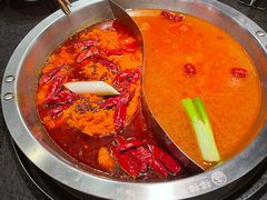 -山城棒棒军手作火锅·天花板手撕水牛鲜毛肚(北京店)