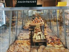 面包甜点陈列柜-苹果花园(昌里东路店)