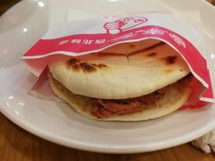 -秦香陕西食府(华贸天地店)