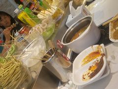 -百品聚旋转火锅(万德庄店)
