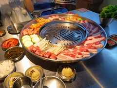 -哈哈碳都·牛肋条无限自助烤肉(宝龙店)