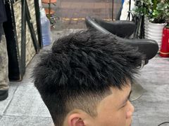 -鸿通城购物中心