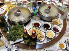 -朴小妹人参鸡汤火锅(长白山万达店)